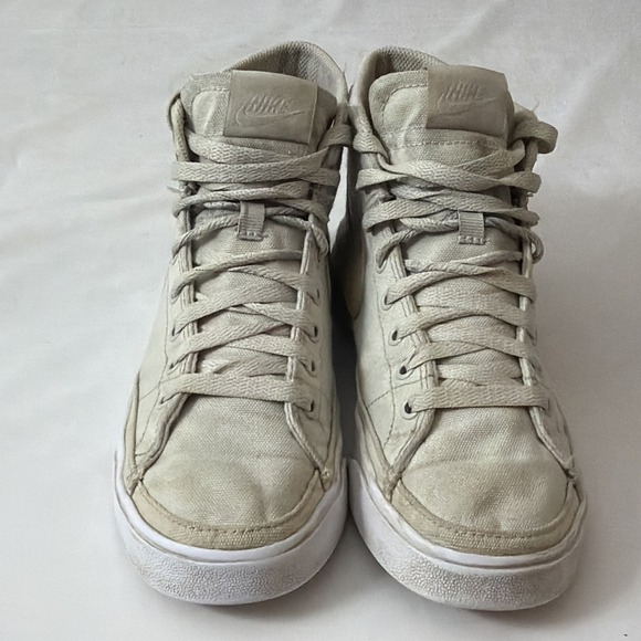 Women's Nike Court Legacy Cnvs Mid Light Bone/Sanddrift White DD0161-002 Size 8 - Picture 2 of 16